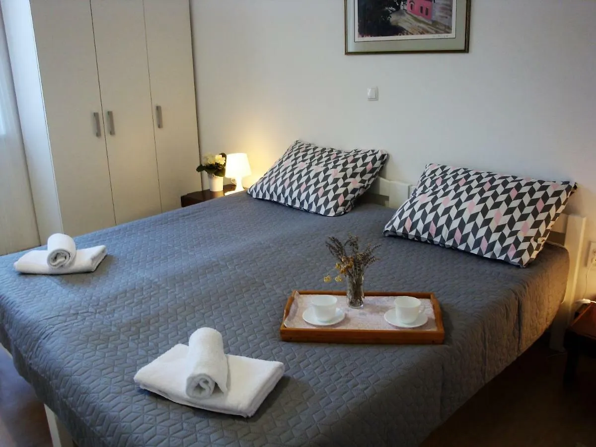 Apartments Olea Pinezici